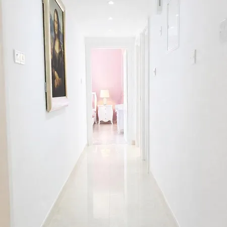 Apartment Gulf By Trulycyprus Limassol